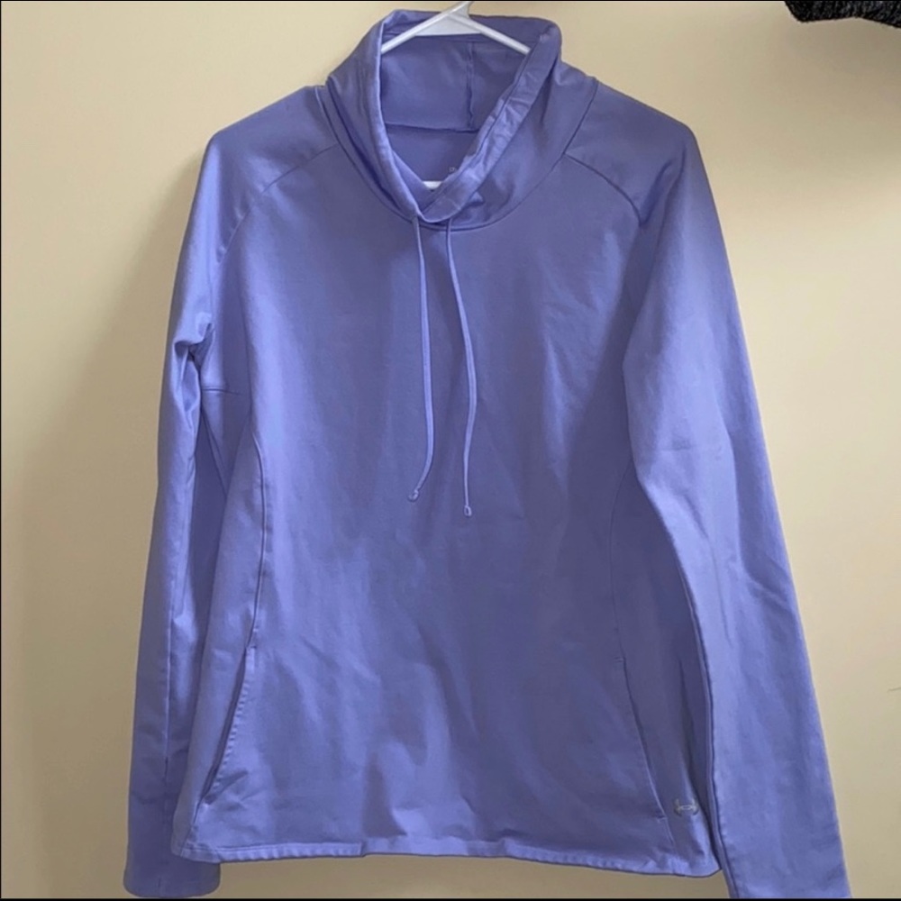 Lavender women’s XL Under Armour sweatshirt